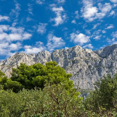 With Parking Space - 24464 Makarska